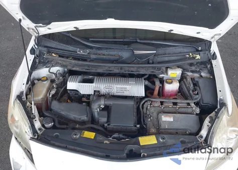 2013 Toyota Prius Three z USA, uszkodzony, nr VIN JTDKN3DU5D5619291